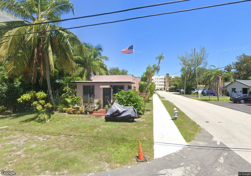 227 SE 4th St, Hallandale Beach, FL 33009 - photo 1