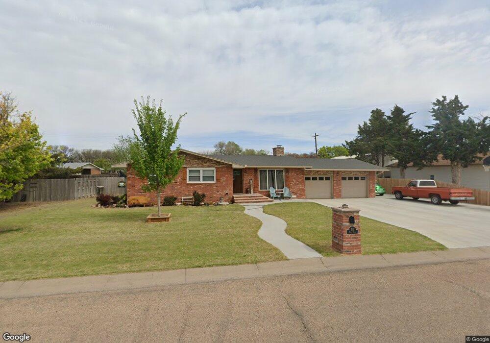 510 E 3rd St, Hugoton, KS 67951 - photo 1