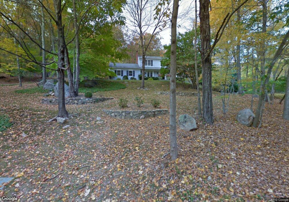49 Fox Run Rd, Pound Ridge, NY 10576 - photo 1