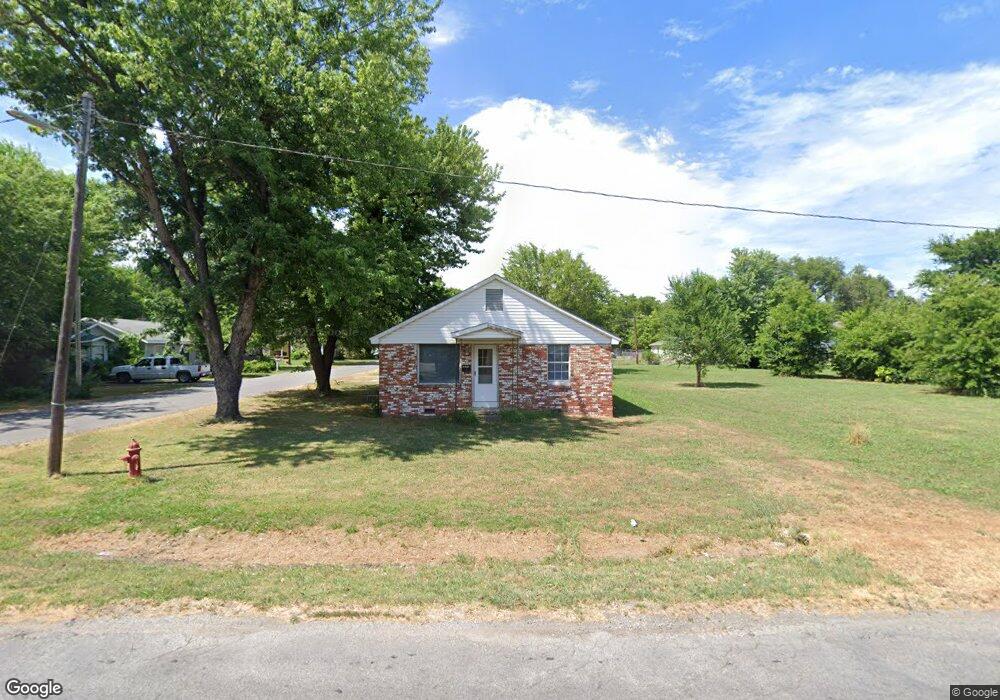524 W 5th St, Skiatook, OK 74070 - photo 1