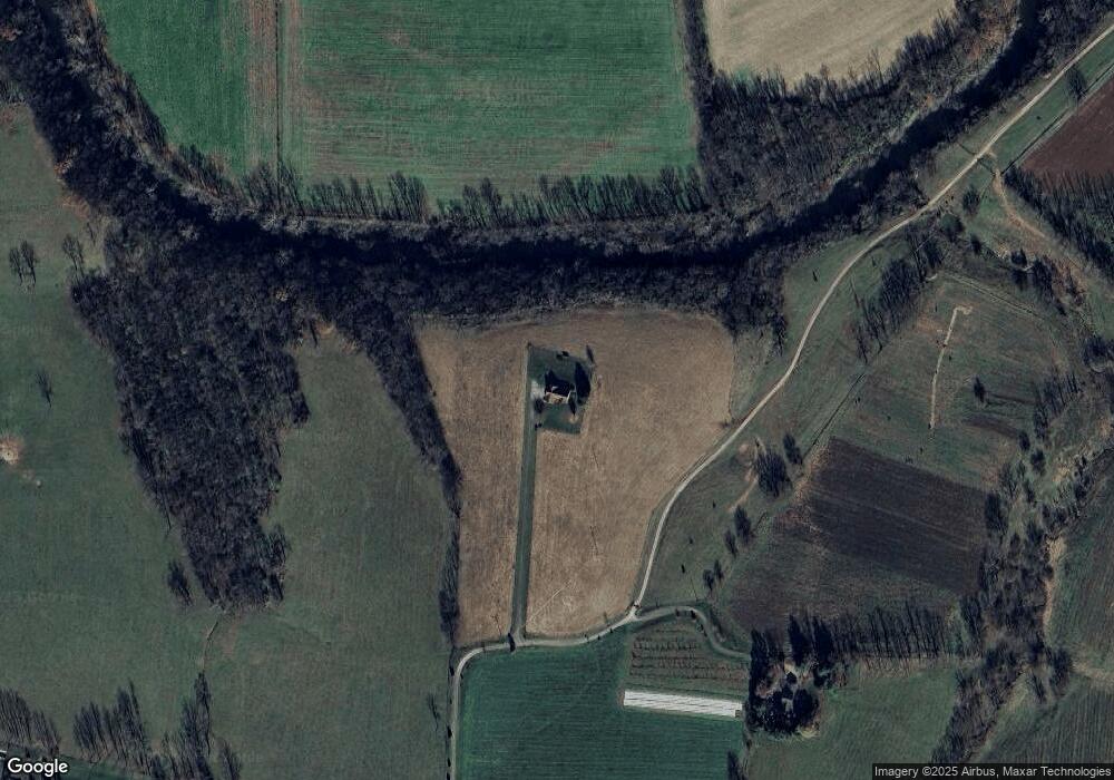 968 Hickman Hill Rd, Frankfort, KY 40601 - photo 1