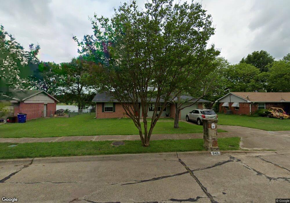 540 Lakeshore Dr, Ennis, TX 75119 - photo 1