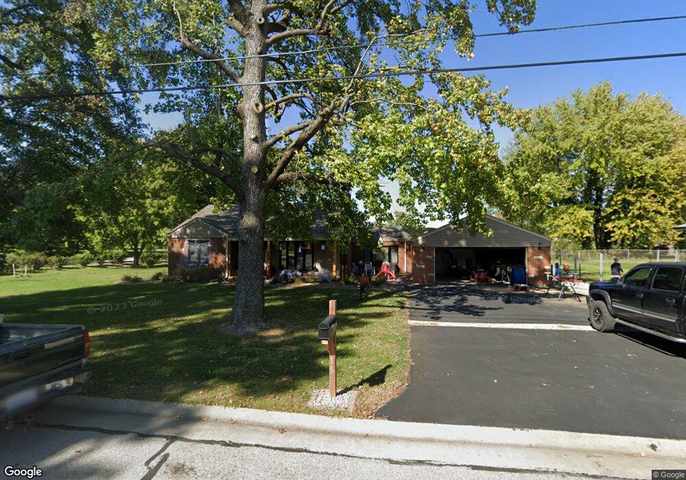 15 Lakeview Ln, Collinsville, IL 62234 - photo 1