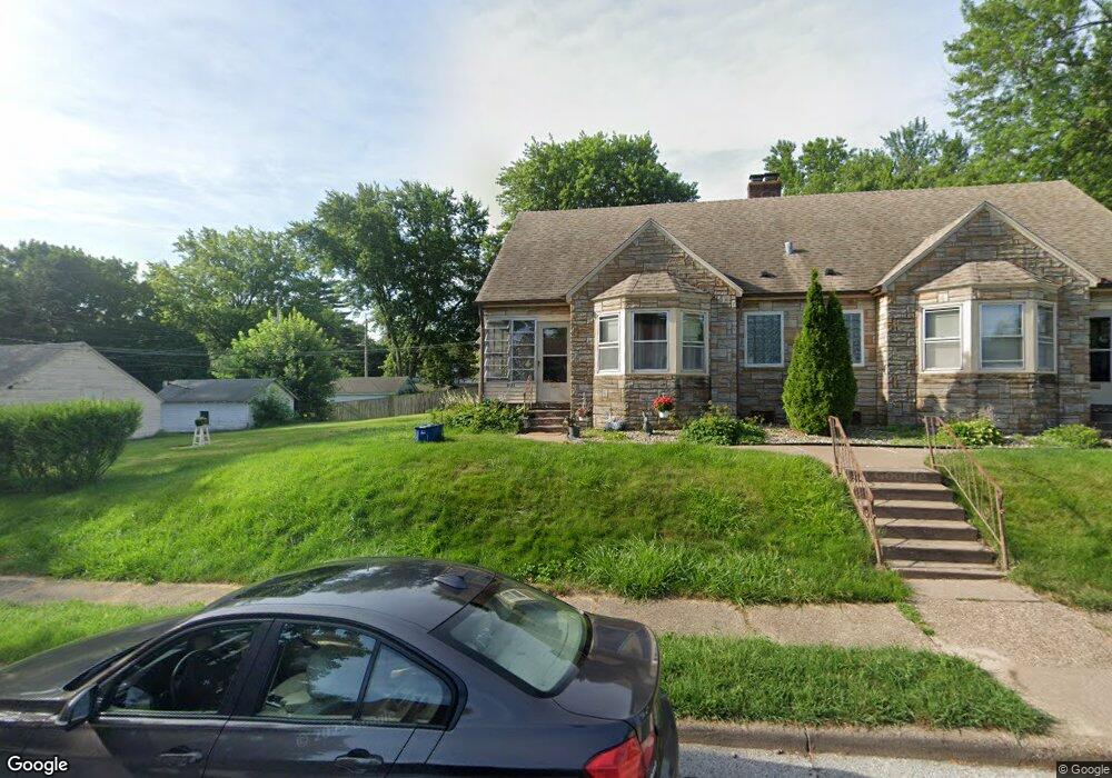 1025 W High St unit 29, Davenport, IA 52804 - photo 1