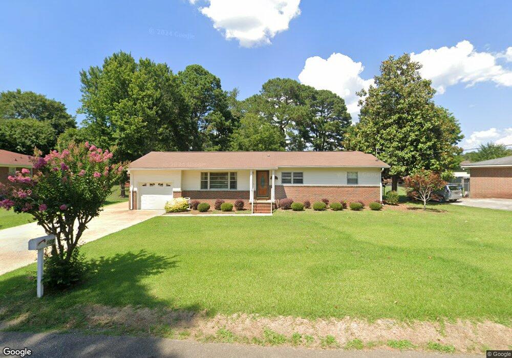 106 Sherwood Dr, Rainbow City, AL 35906 - photo 1