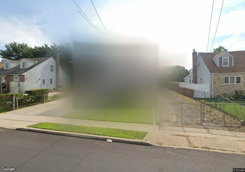 74 Barrymore Blvd, Franklin Square, NY 11010 - photo 1