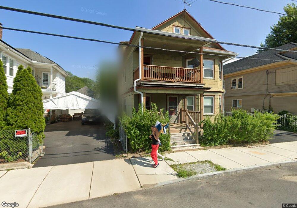 18 Everett St unit 20, Lawrence, MA 01843 - photo 1