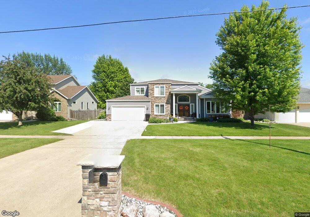 3011 Elm St N, Fargo, ND 58102 - photo 1