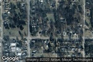140 E Pine St, Albion, IL 62806