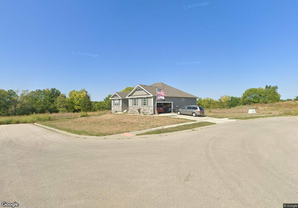 19600 W 210th St, Spring Hill, KS 66083 - photo 1