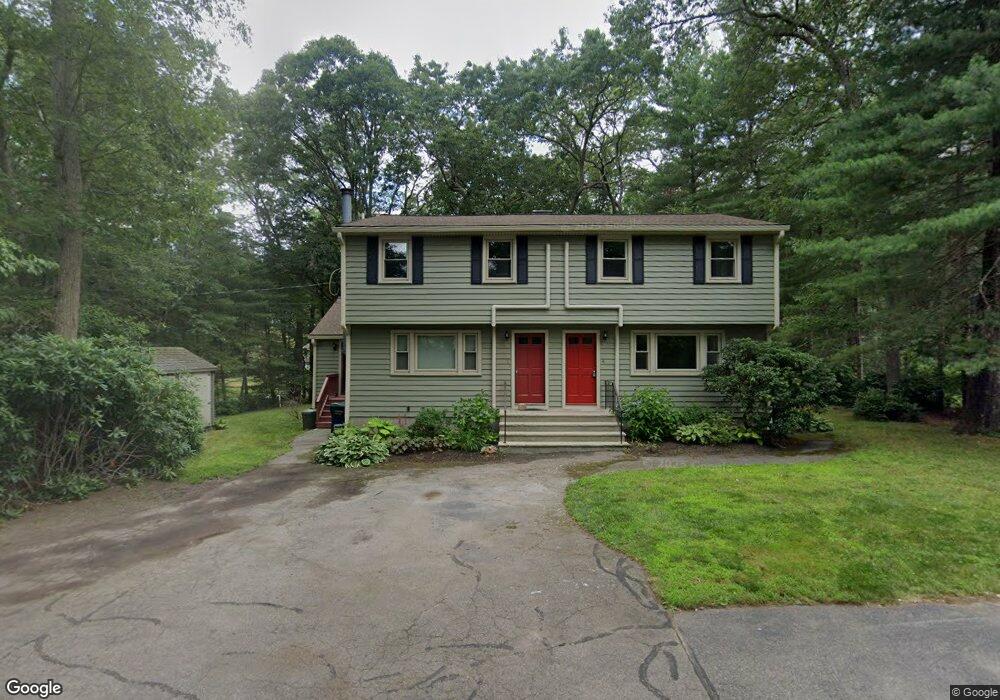 4 Link St unit 4, Foxborough, MA 02035 - photo 1