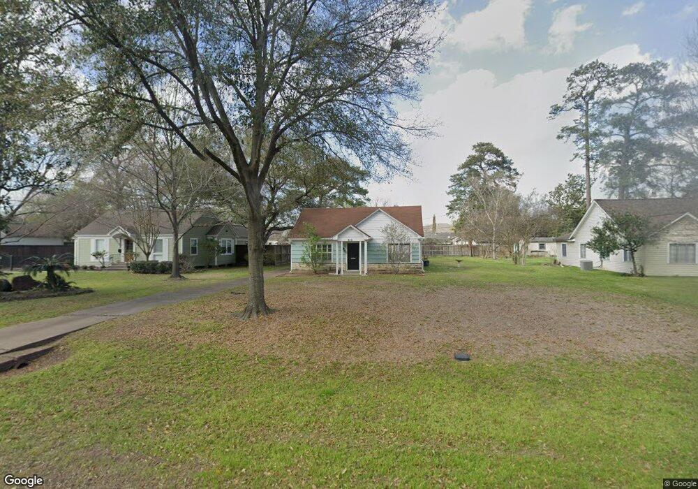 810 W 32nd St, Houston, TX 77018 - photo 1