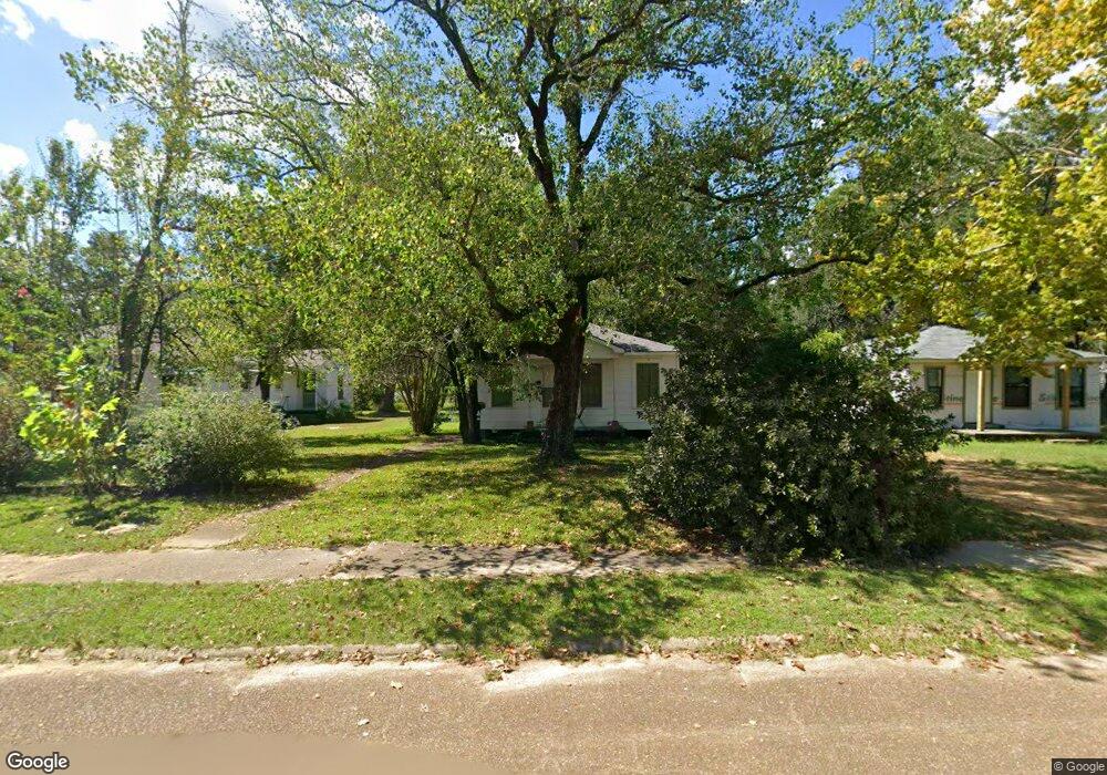 735 Lecompte St, Deridder, LA 70634 - photo 1