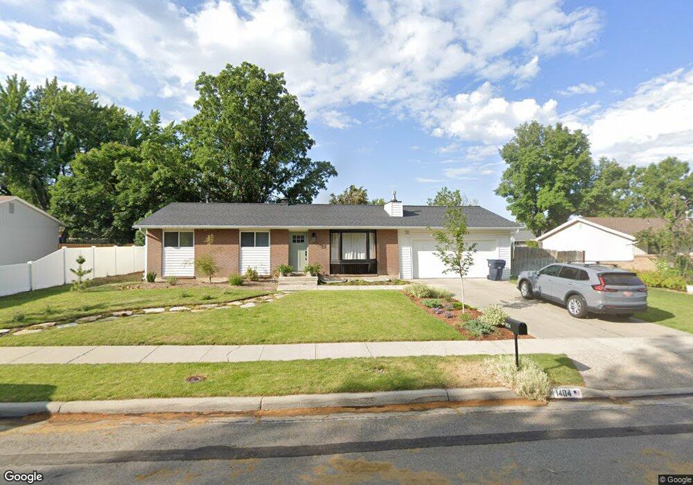 1404 Coppercreek Rd, Sandy, UT 84093 - photo 1