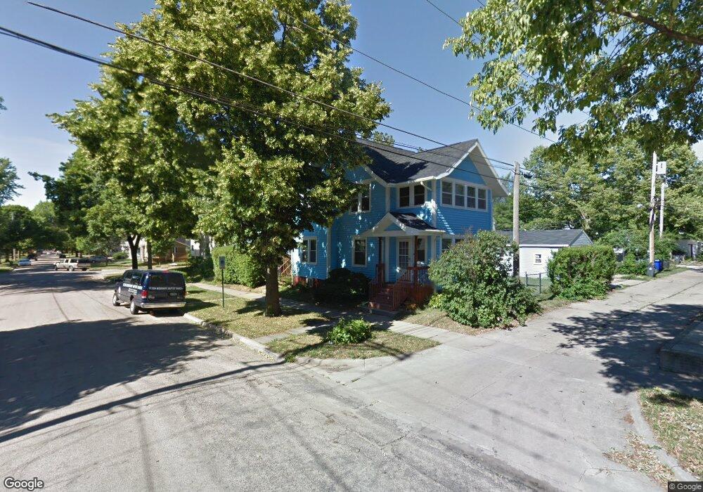 610 17th St SE, Cedar Rapids, IA 52403 - photo 1