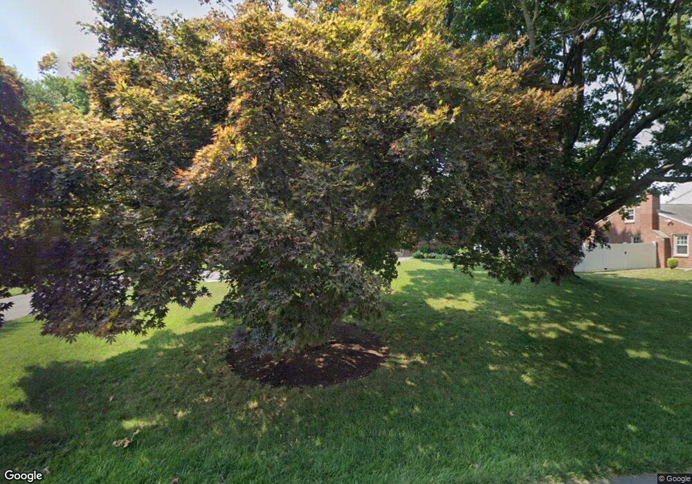 119 Cameron Dr, Wallingford, PA 19086 - photo 1