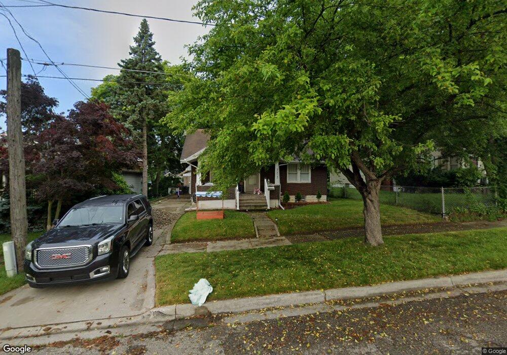713 Cadillac St, Flint, MI 48504 - photo 1
