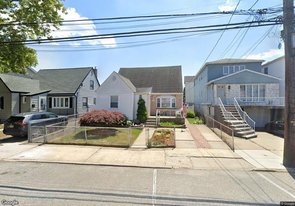 70 W 3rd St, Bayonne, NJ 07002 - photo 1