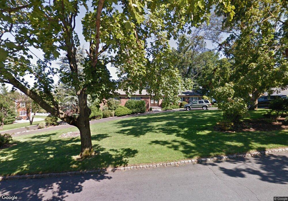 15 Kean Rd, Short Hills, NJ 07078 - photo 1