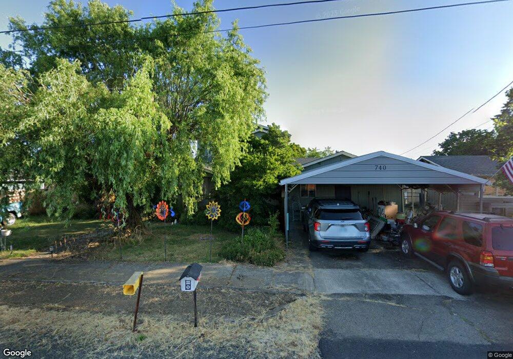 740 E 3rd St, Yamhill, OR 97148 - photo 1