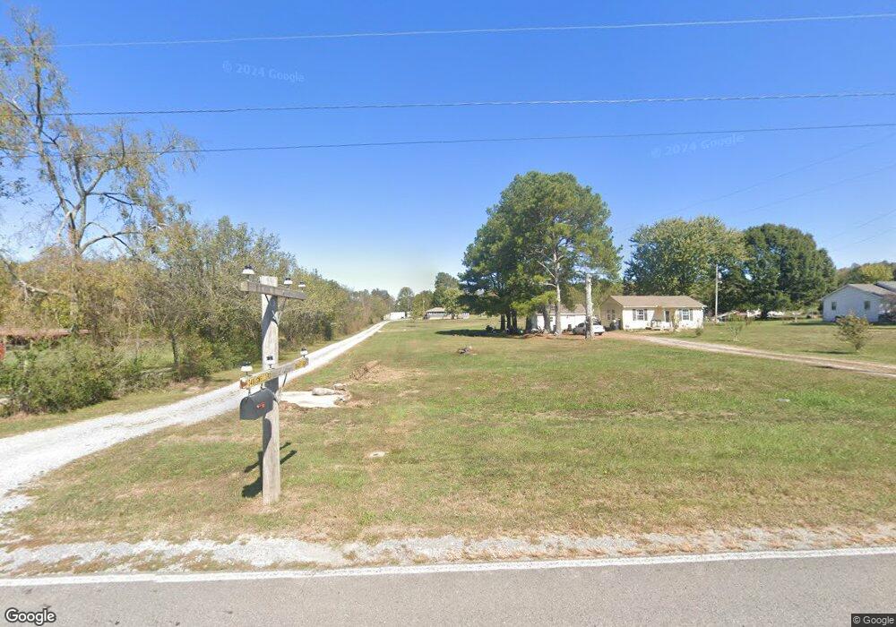 348 Snell Rd, Shelbyville, TN 37160 - photo 1