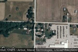 945 240th St, Viola, IL 61486