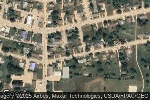 109 1st St SE, Epworth, IA 52045