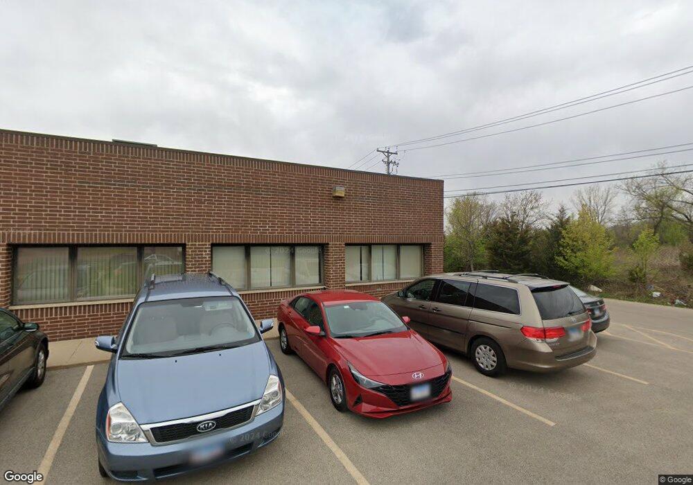 317 Oswalt Ave, Batavia, IL 60510 - photo 1