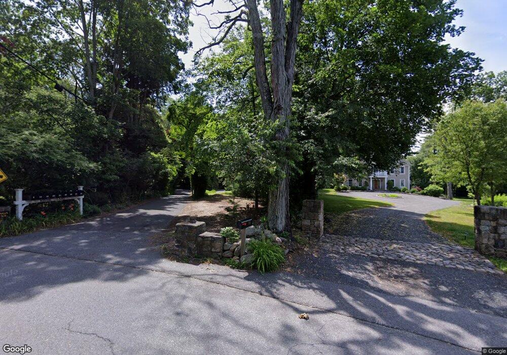 5 Kings Ln, Wilton, CT 06897 - photo 1