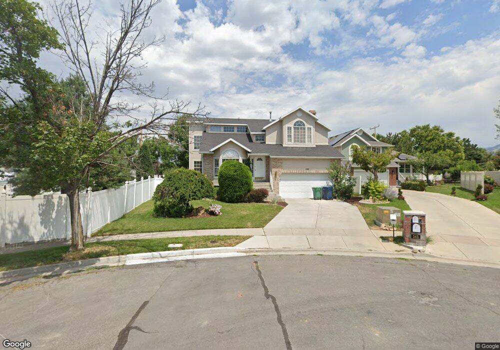 539 Woodpine Cir, Midvale, UT 84047 - photo 1