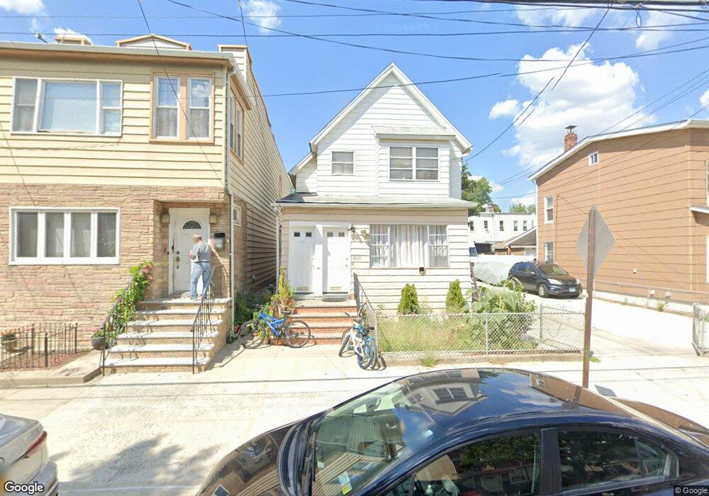 80-21 90th Ave, Woodhaven, NY 11421 - photo 1