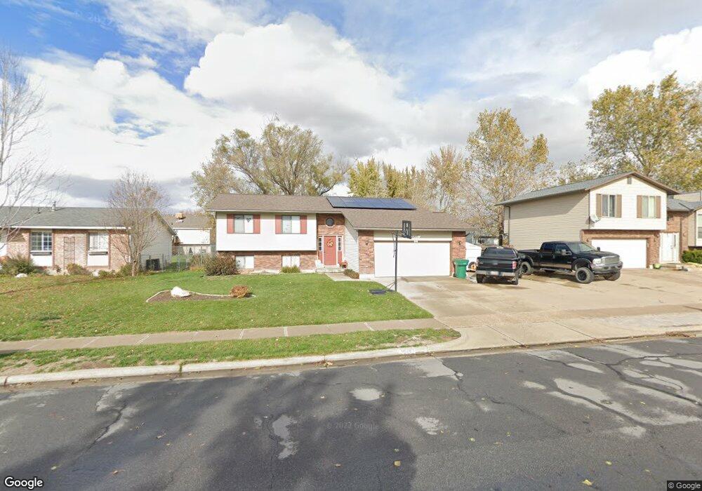 1002 W 600 S, Layton, UT 84041 - photo 1