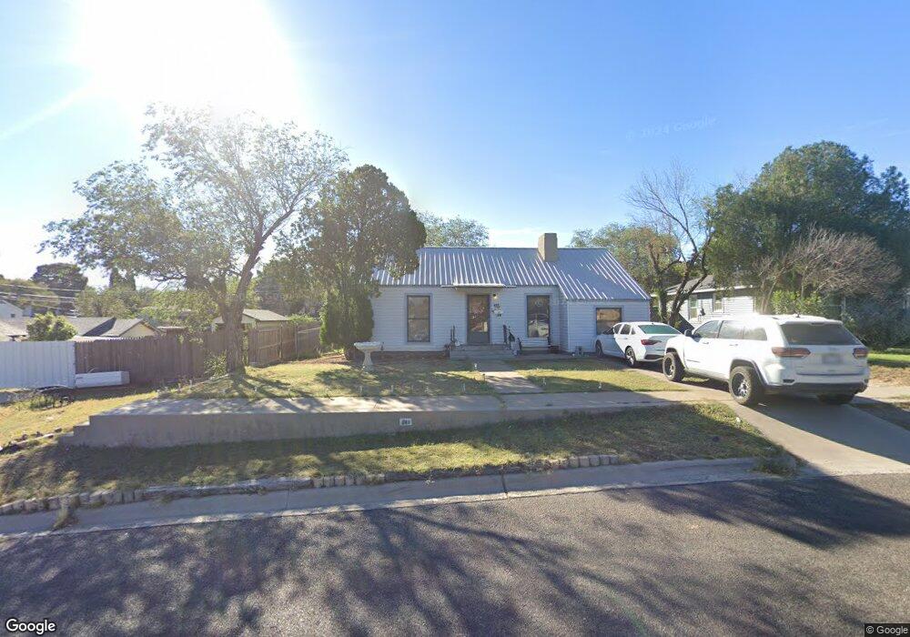 805 W 17th St, Big Spring, TX 79720 - photo 1