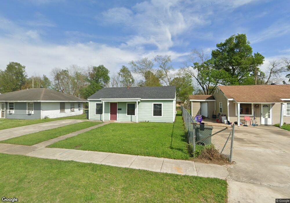 1717 8th Ave, Lake Charles, LA 70601 - photo 1