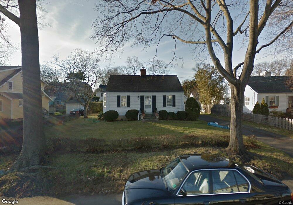 13 Heusted Dr, Old Greenwich, CT 06870 - photo 1