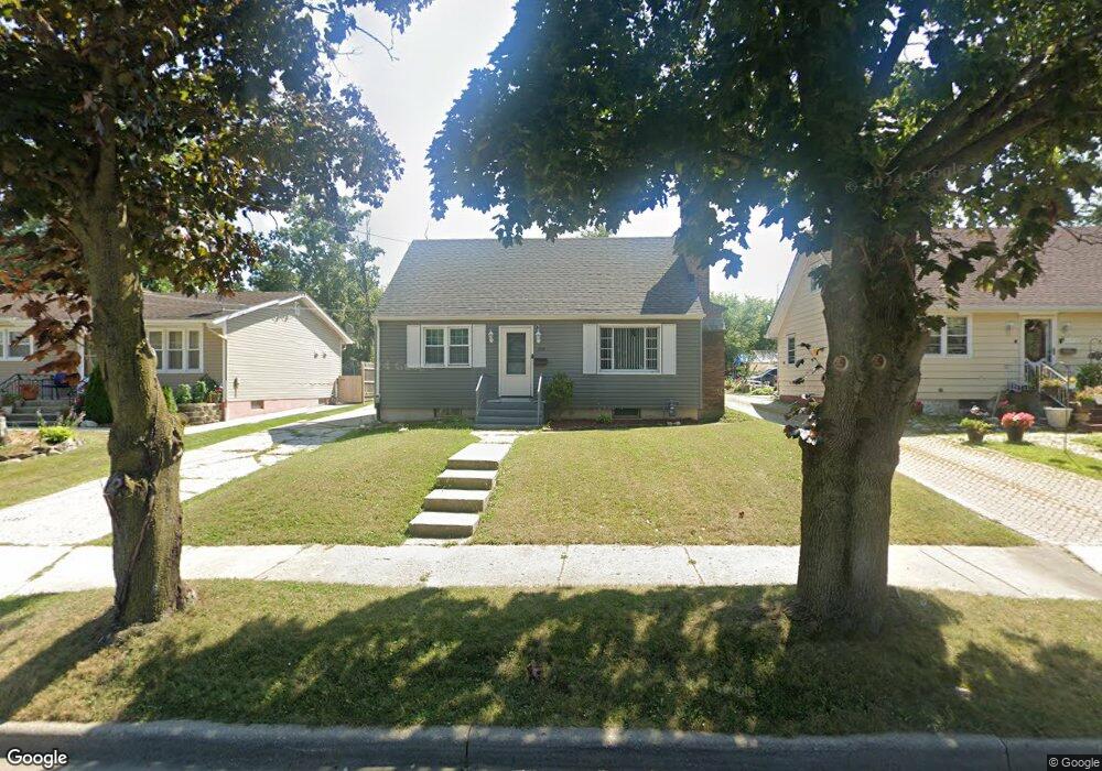 2529 Lucia Ave, Waukegan, IL 60085 - photo 1