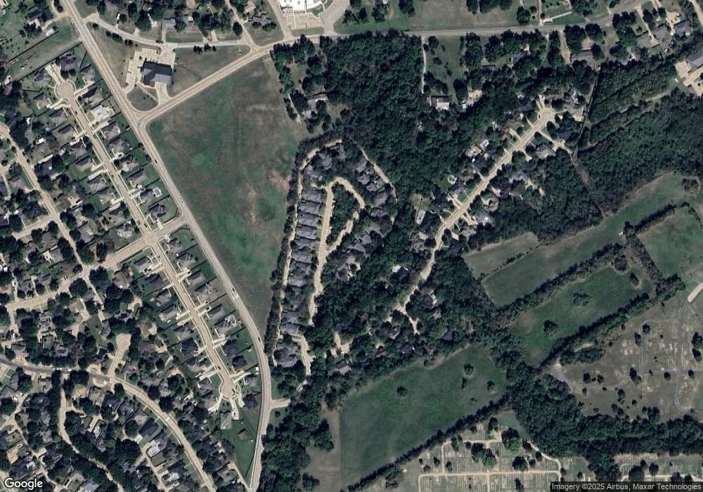 911 Oak Creek Ct, Ennis, TX 75119 - photo 1