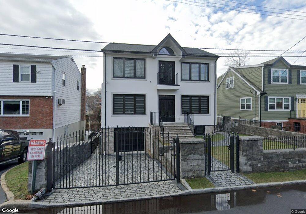 13 Florence St, Yonkers, NY 10704 - photo 1