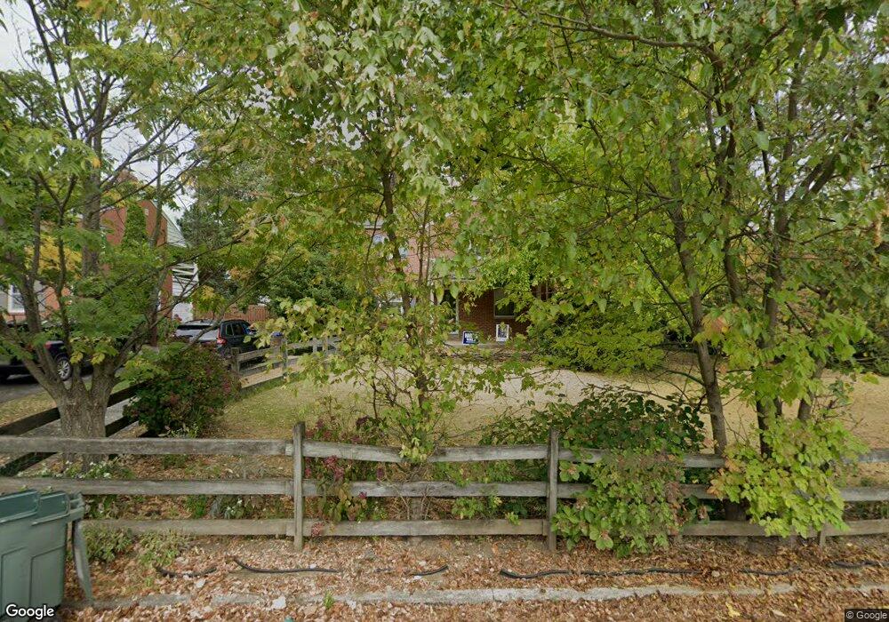 2 Old Oaks Rd, Bryn Mawr, PA 19010 - photo 1