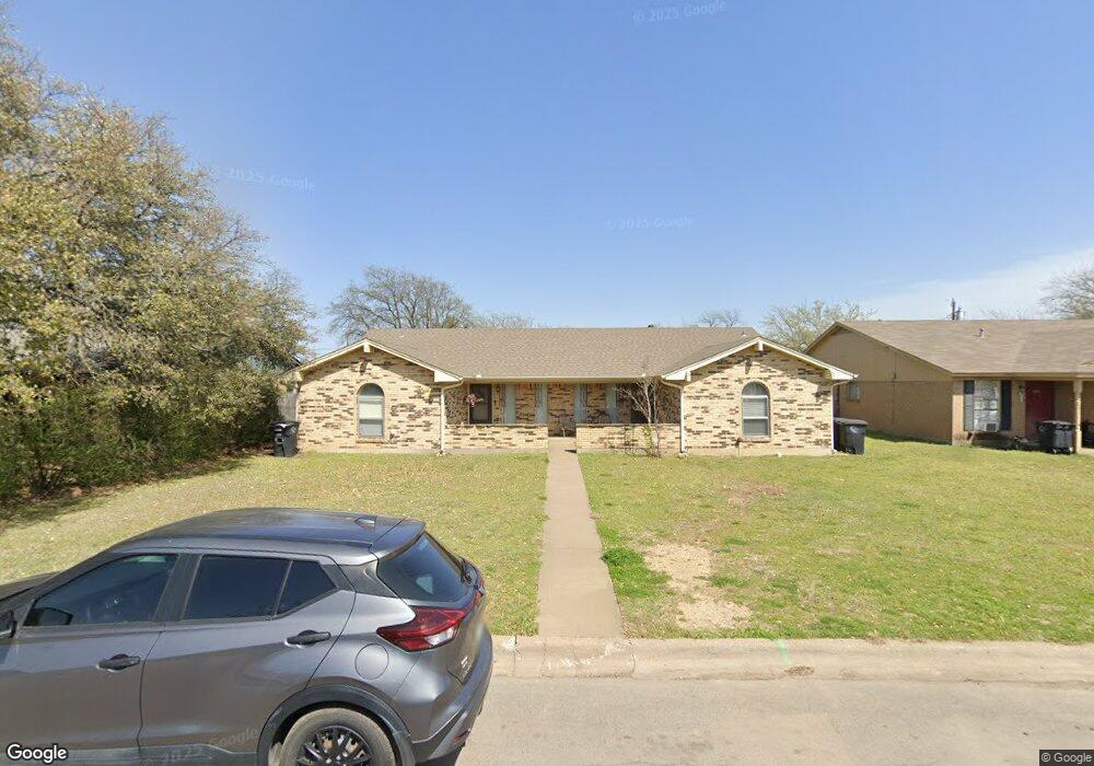 1914 Starling Ct, Cleburne, TX 76033 - photo 1