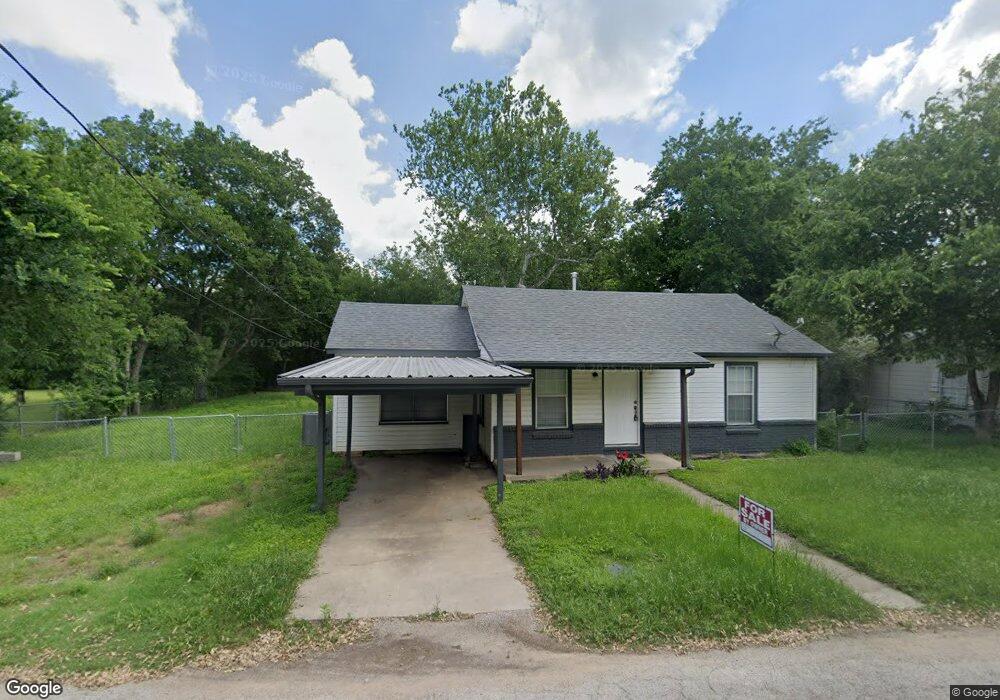 1304 Joslin St, Cleburne, TX 76033 - photo 1