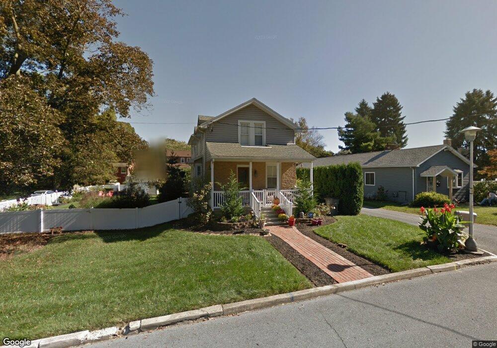 123 W 34th St, Reading, PA 19606 - photo 1