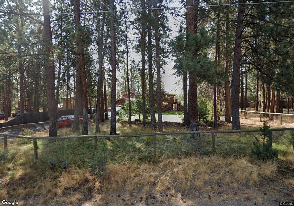 19469 West Campbell Rd, Bend, OR 97702 - photo 1