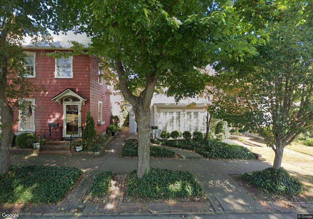 221 E Wheeling St, Lancaster, OH 43130 - photo 1