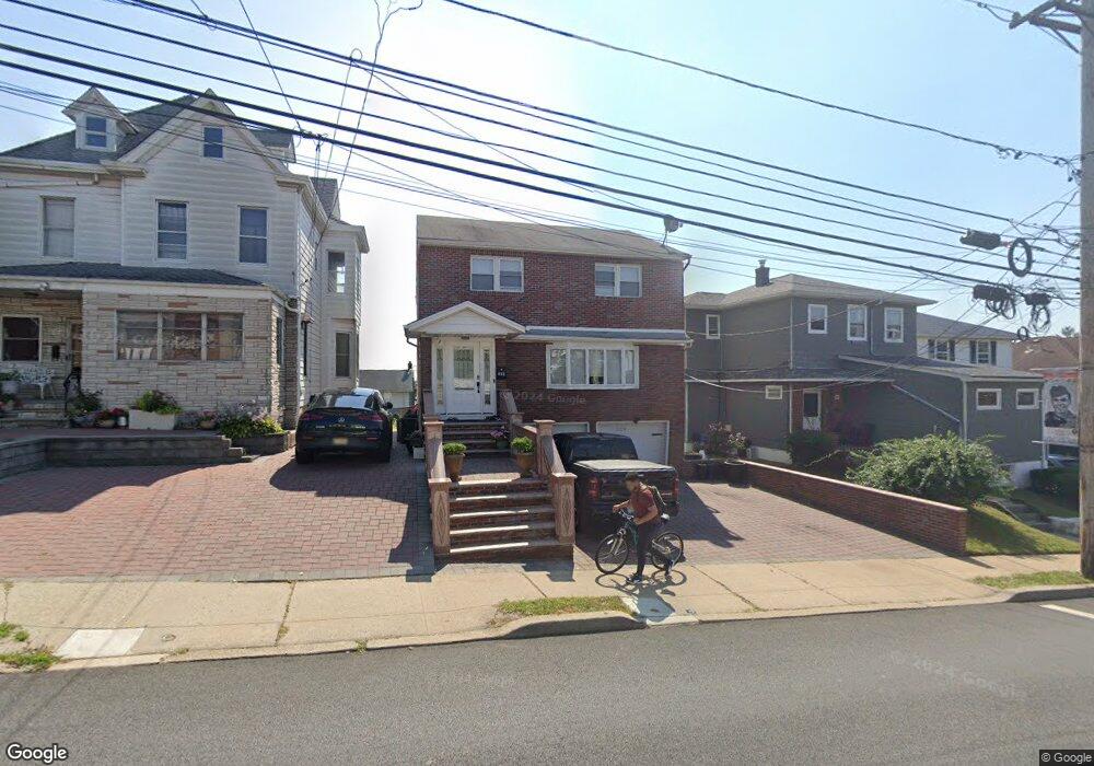 529 Hackensack St, Carlstadt, NJ 07072 - photo 1