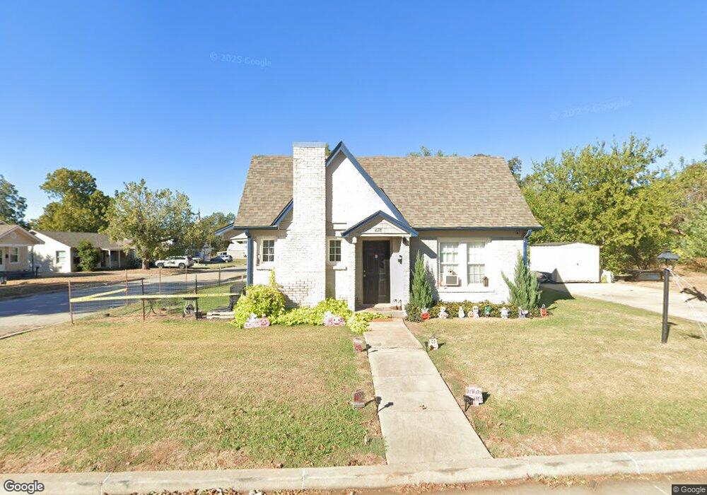 628 W Rosa St, Shawnee, OK 74804 - photo 1