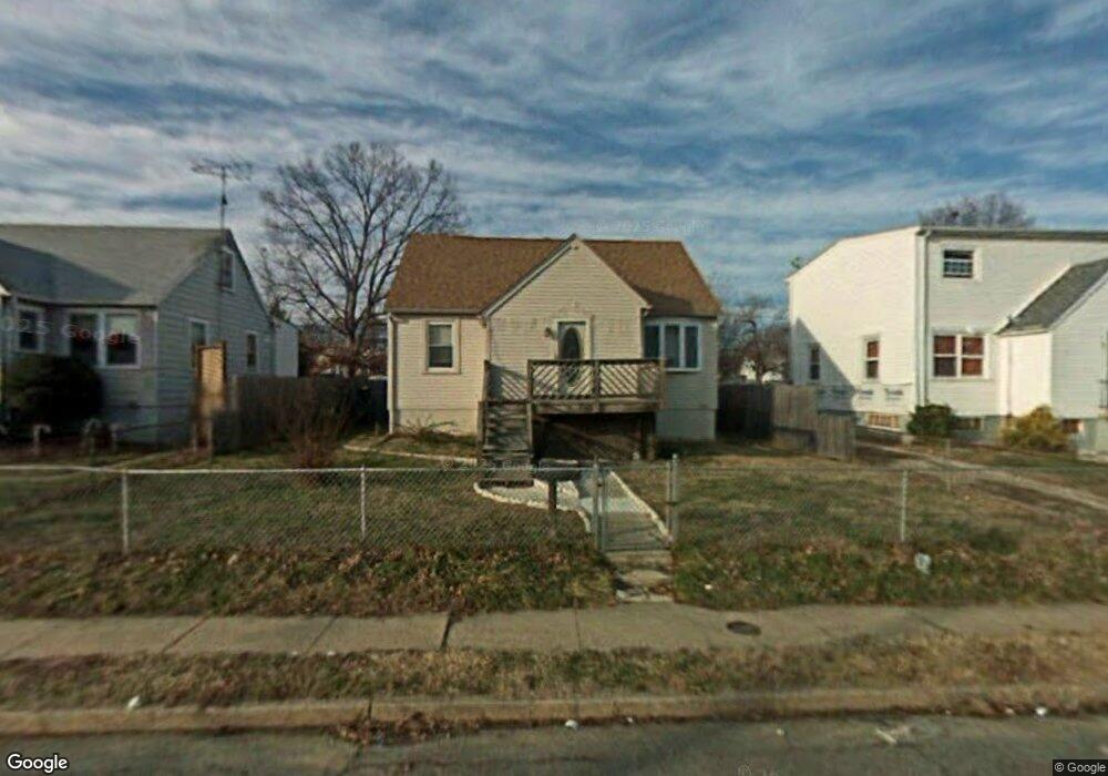 708 Maryland Ave, Essex, MD 21221 - photo 1