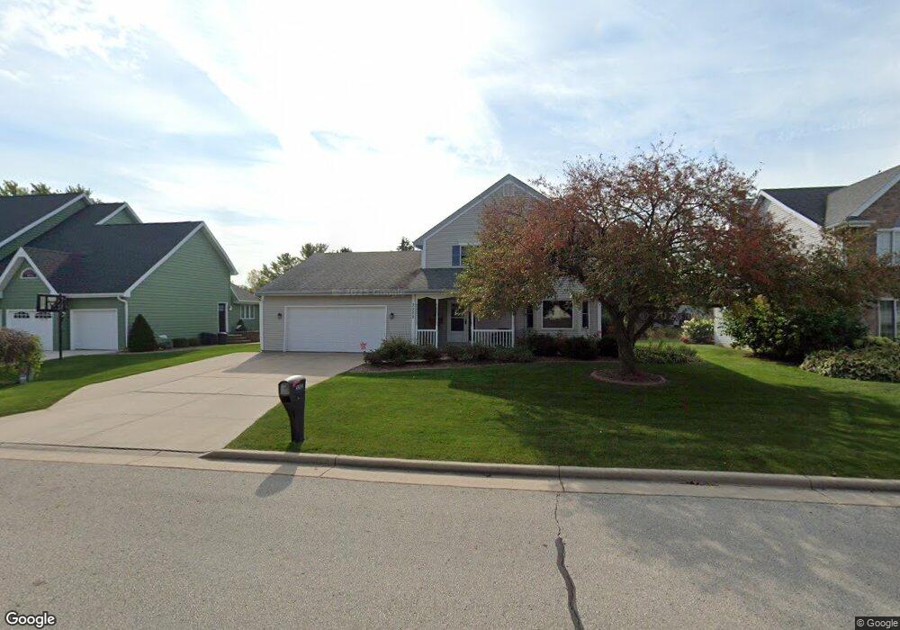 3302 N Rambling Rose Dr, Appleton, WI 54914 - photo 1
