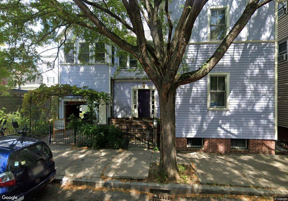 213 Hurley St, Cambridge, MA 02141 - photo 1