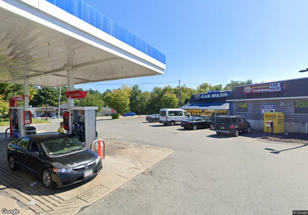 1700 Shawsheen St, Tewksbury, MA 01876 - photo 1